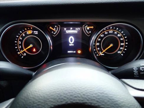 Used 2022 Jeep Wrangler Unlimited Sport image 23