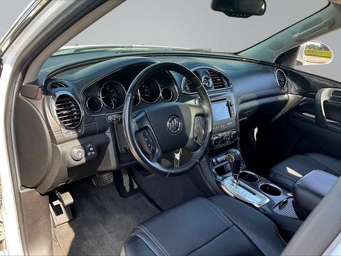 Used 2016 Buick Enclave Leather FWD image 19