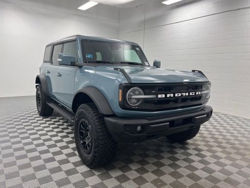 Used 2022 Ford Bronco Outer Banks w/ Sasquatch Package image 1