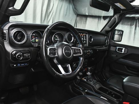 Used 2022 Jeep Wrangler Unlimited Rubicon 4xe w/ Cold Weather Group image 18