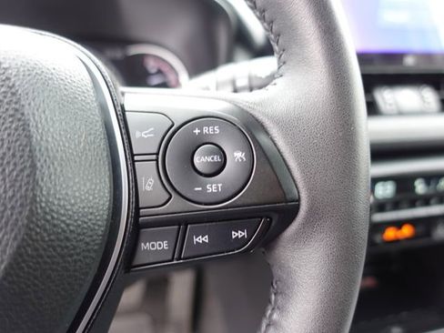 Certified 2023 Toyota RAV4 XLE Premium AWD/4WD image 19