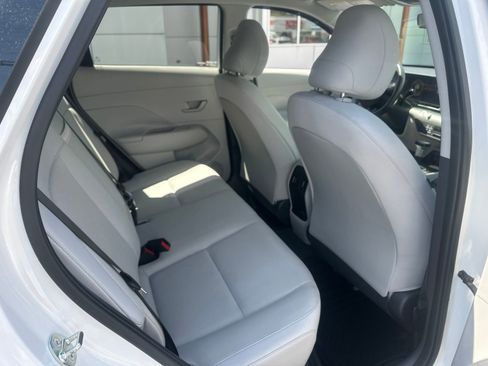Used 2024 Hyundai Kona SEL FWD image 14