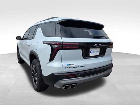 New 2026 Chevrolet Traverse Z71 w/ Enhanced Driving Package image 6