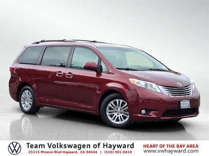 Used 2017 Toyota Sienna XLE
