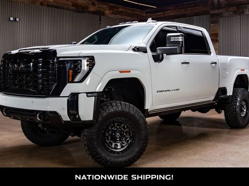 Used 2024 GMC Sierra 2500 Denali Ultimate image 4