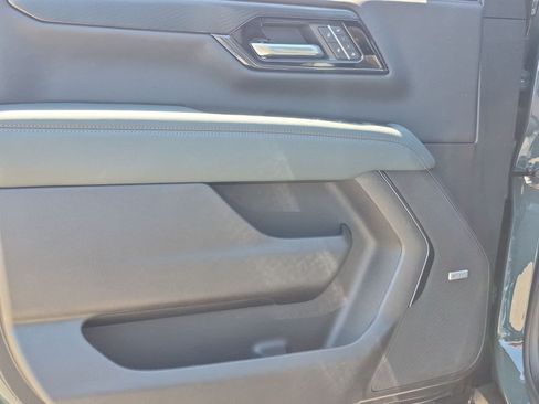 New 2026 GMC Yukon AT4 w/ AT4 Premium Plus Package AWD/4WD image 22