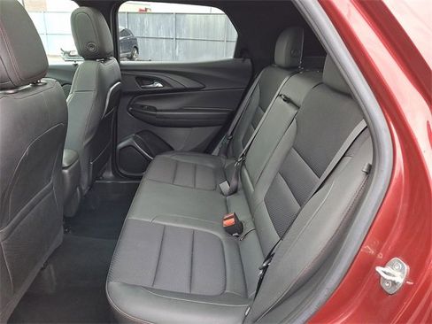 Used 2022 Chevrolet TrailBlazer RS w/ Sun and Liftgate Package image 10