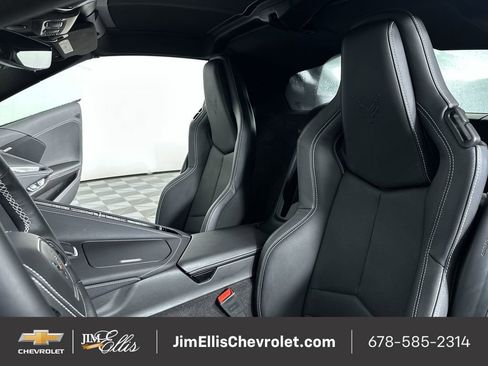 Certified 2025 Chevrolet Corvette Stingray Coupe w/ 1LT image 20