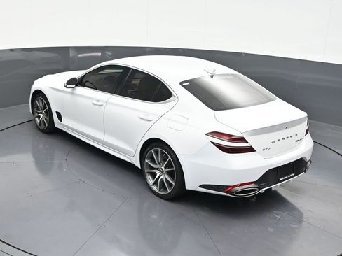 Used 2022 Genesis G70 3.3T AWD/4WD image 17
