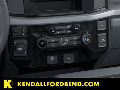 New 2025 Ford F550 4x4 Regular Cab Super Duty image 8
