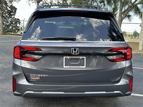 New 2026 Honda Odyssey EX-L image 4