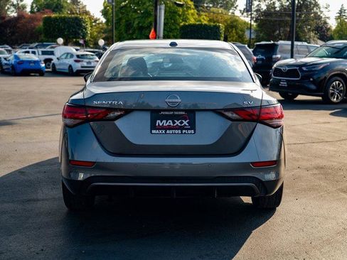 Used 2024 Nissan Sentra SV image 10