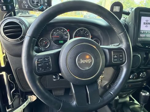 Used 2017 Jeep Wrangler Sport w/ Quick Order Package 24S AWD/4WD image 10