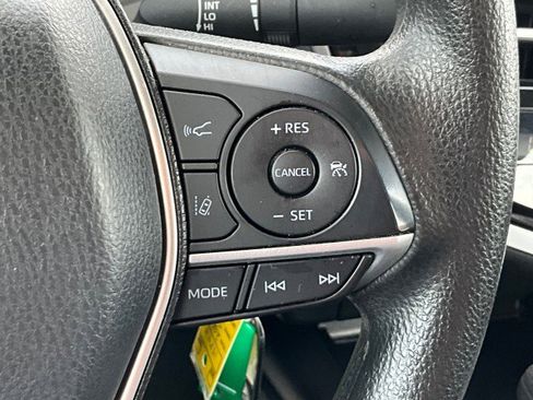 Used 2024 Toyota Camry LE image 17