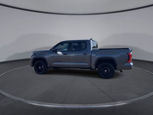 Used 2024 Toyota Tundra Limited AWD/4WD image 7