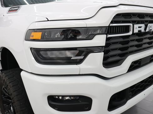 Used 2025 RAM 2500 Big Horn AWD/4WD image 22