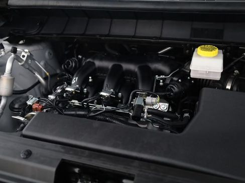 Used 2025 Nissan Pathfinder Platinum w/ Cargo Package FWD image 8