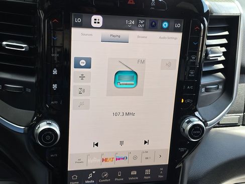 New 2026 RAM 2500 Big Horn AWD/4WD image 22