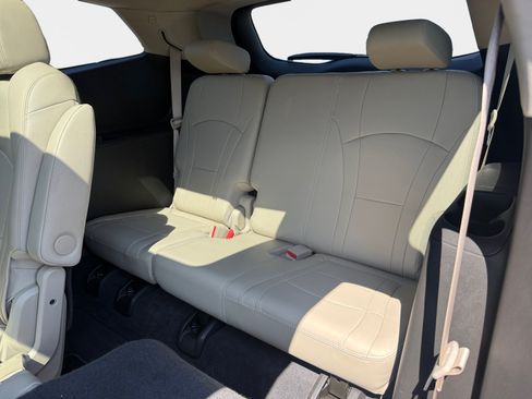 Used 2019 Buick Enclave Essence w/ Trailering Package, 5000 lbs. AWD/4WD image 12