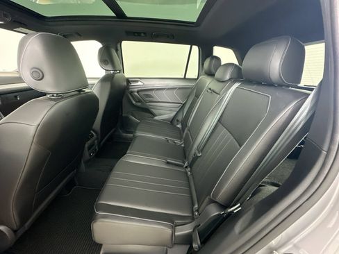 Used 2024 Volkswagen Tiguan SE R-Line AWD/4WD image 37