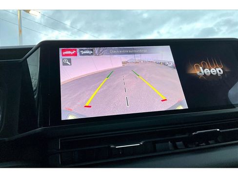 Certified 2025 Jeep Gladiator Mojave w/ Safety Group image 27