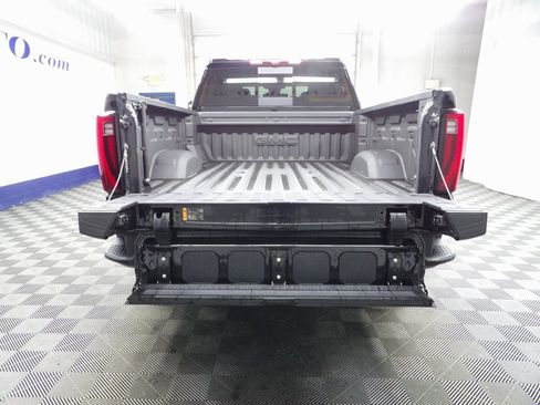 Used 2025 GMC Sierra 2500 Denali w/ Denali Reserve Package image 38