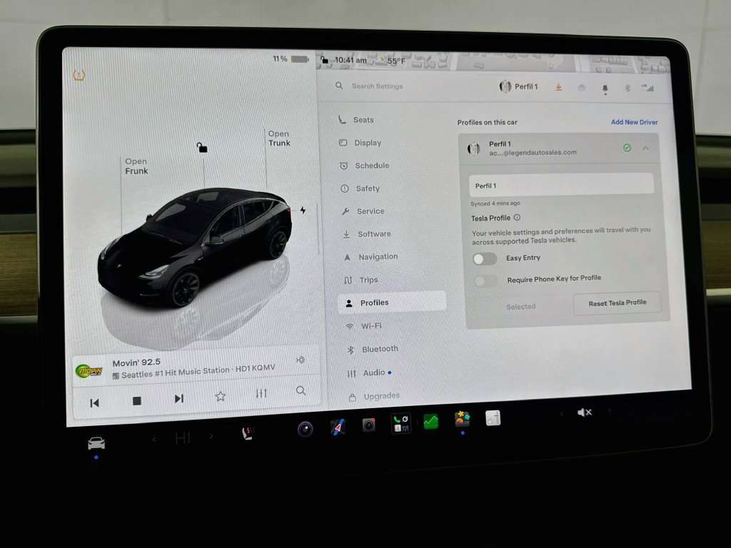 Used 2024 Tesla Model Y Long Range AWD/4WD image 52