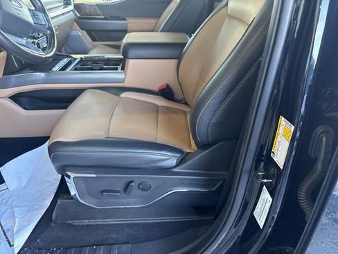 Used 2023 Ford F250 Lariat image 8