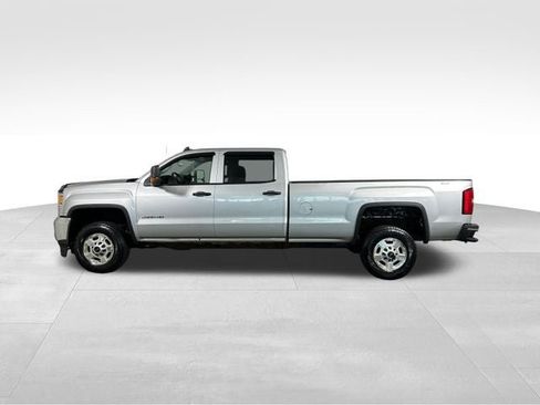 Used 2015 GMC Sierra 2500 4x4 Crew Cab w/ Sierra Convenience Package image 3