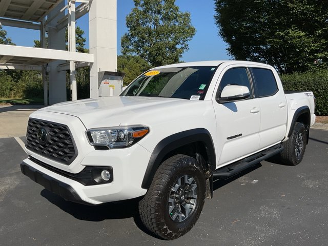 Used 2022 Toyota Tacoma TRD Off-Road w/ Technology Package RWD image 2