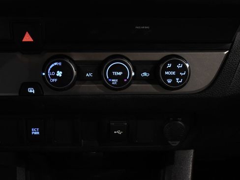Used 2023 Toyota Tacoma SR w/ SR Convenience Package RWD image 20