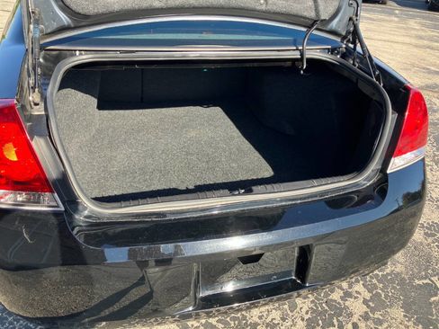 Used 2015 Chevrolet Impala LT w/ LT Sunroof Package image 21