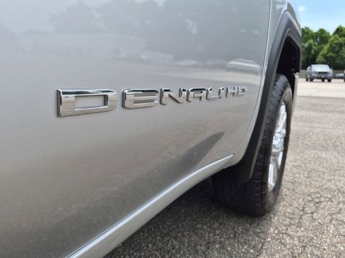 Certified 2020 GMC Sierra 2500 Denali w/ Denali Ultimate Package AWD/4WD image 35