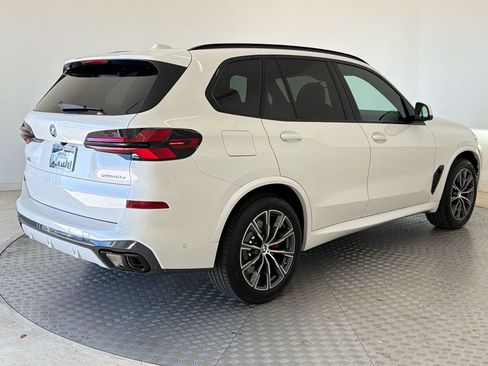 New 2026 BMW X5 xDrive50e w/ M Sport Package AWD/4WD image 9