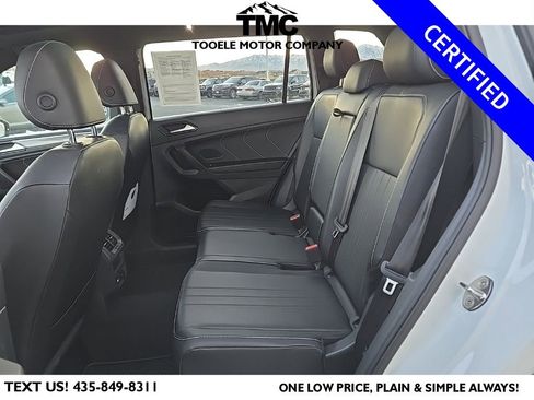 Used 2022 Volkswagen Tiguan SE R-Line image 29