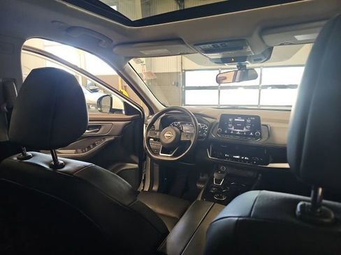 Certified 2023 Nissan Rogue SV w/ SV Premium Package AWD/4WD image 28