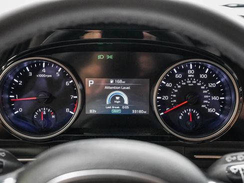 Used 2024 Kia Carnival EX FWD image 24