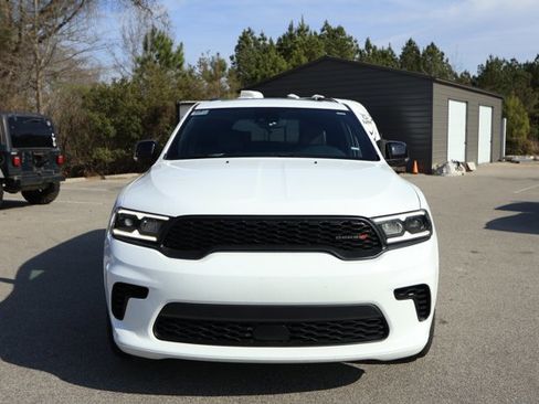 Used 2024 Dodge Durango GT image 2