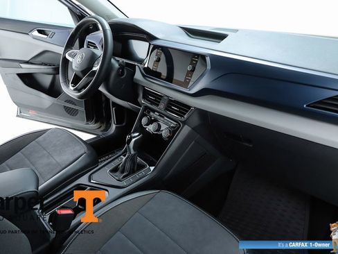 Used 2023 Volkswagen Taos SE w/ Panoramic Sunroof Package FWD image 70