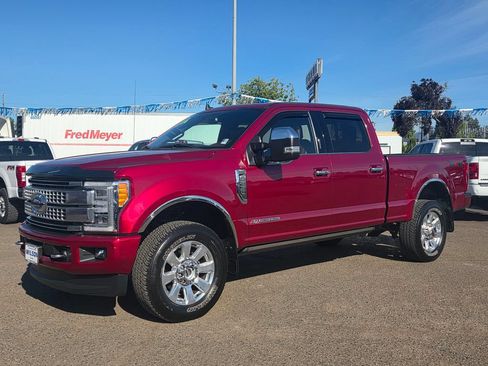 Used 2019 Ford F250 Platinum w/ Platinum Ultimate Package AWD/4WD image 1