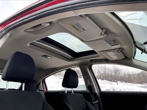 Used 2018 Honda HR-V EX image 16