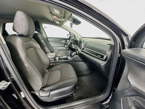 Used 2023 Kia Sportage LX FWD image 28