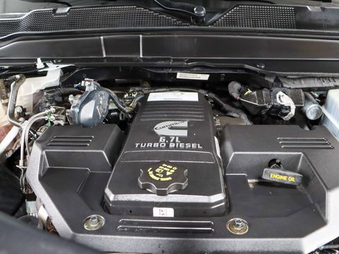 Used 2022 RAM 2500 Big Horn w/ Cold Weather Group image 30