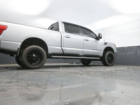 Used 2016 Nissan Titan XD AWD/4WD image 47