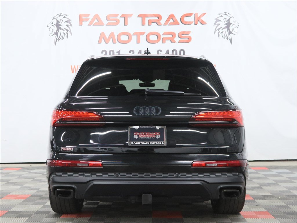 Used 2025 Audi Q7 3.0T Prestige AWD/4WD image 5