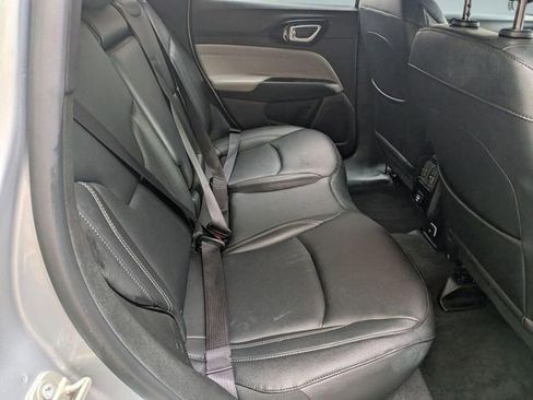 Used 2025 Jeep Compass Limited AWD/4WD image 28