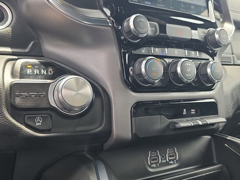 Used 2024 RAM 1500 Laramie RWD image 32