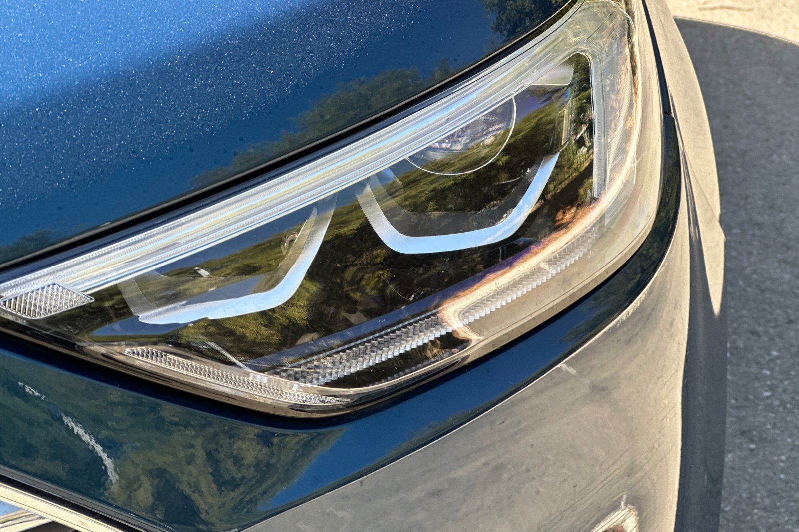 Used 2020 Ford Edge Titanium FWD image 51