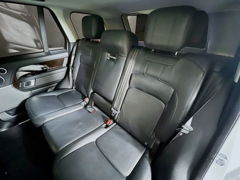 Used 2021 Land Rover Range Rover AWD/4WD image 25