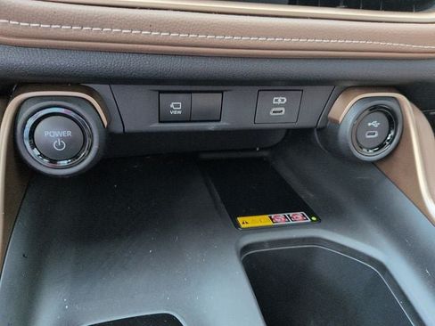 Used 2024 Toyota Grand Highlander AWD Hybrid image 24